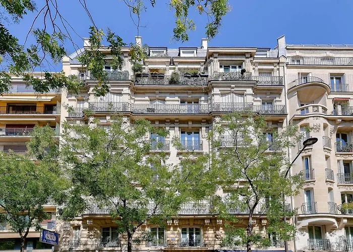 Apartment Lovely 2br Flat With Balcony - Eiffel Tower & Seine